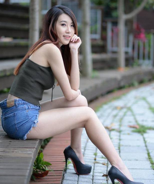 床上的欢爱冲动原版